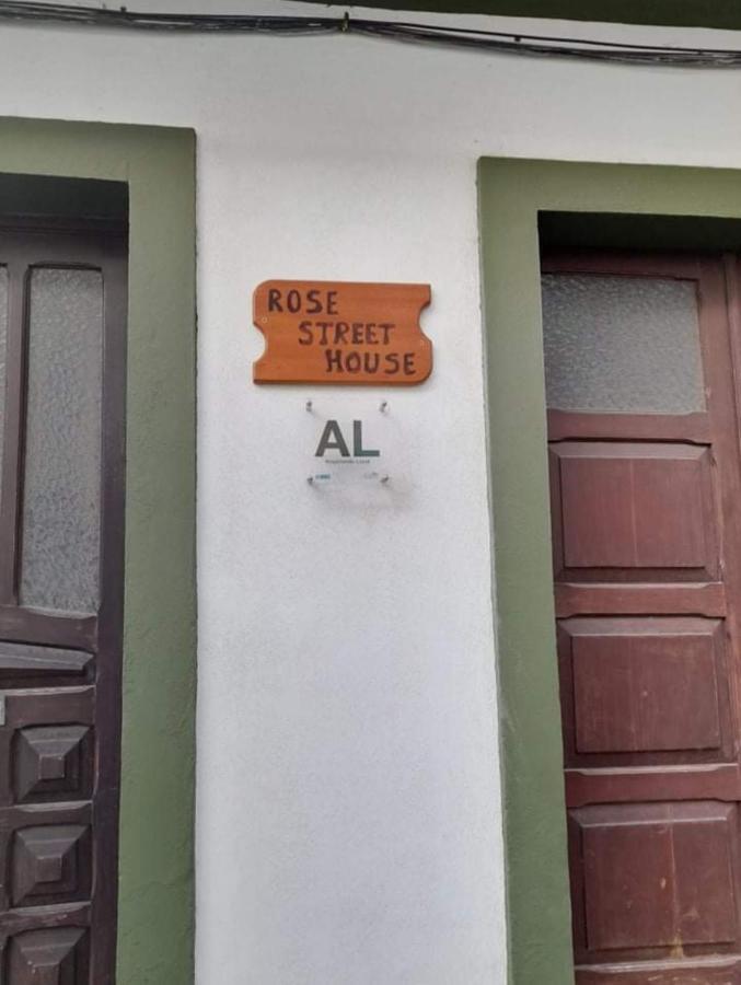 Rose Street House Apartment Angra do Heroismo Bagian luar foto