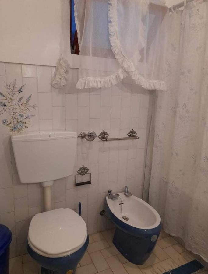 Rose Street House Apartment Angra do Heroismo Bagian luar foto