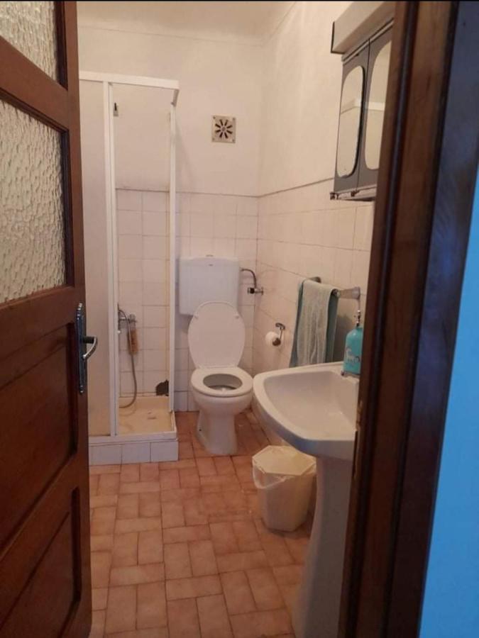 Rose Street House Apartment Angra do Heroismo Bagian luar foto